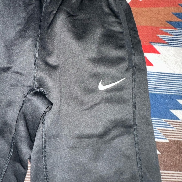 Nike Sweatpants - Picture 2 of 4